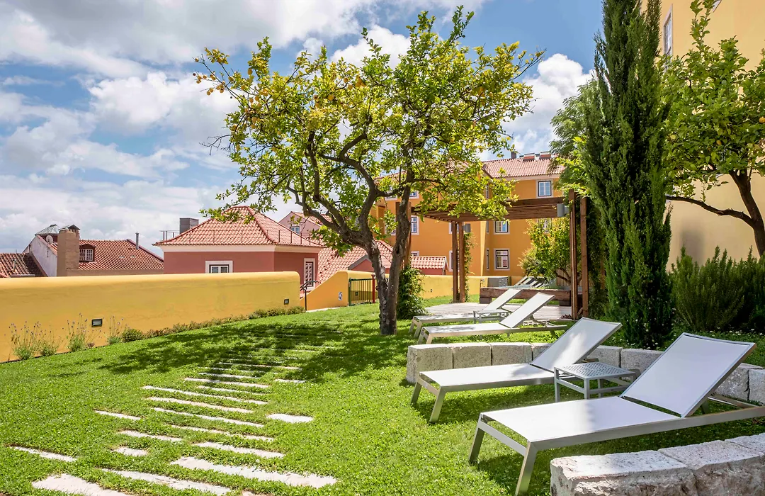 Tandem Palacio Alfama Suites-1